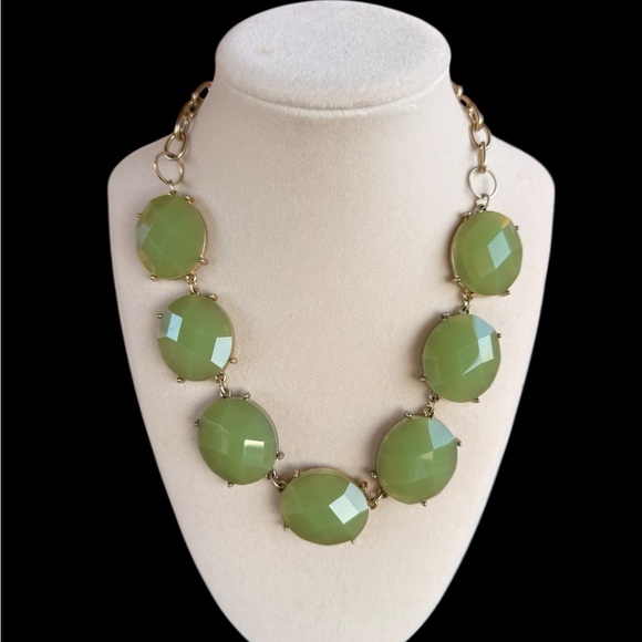 Premier Designs Pale Green Facet Stones Gold Costume Jewelry Necklace - Picture 9 of 12